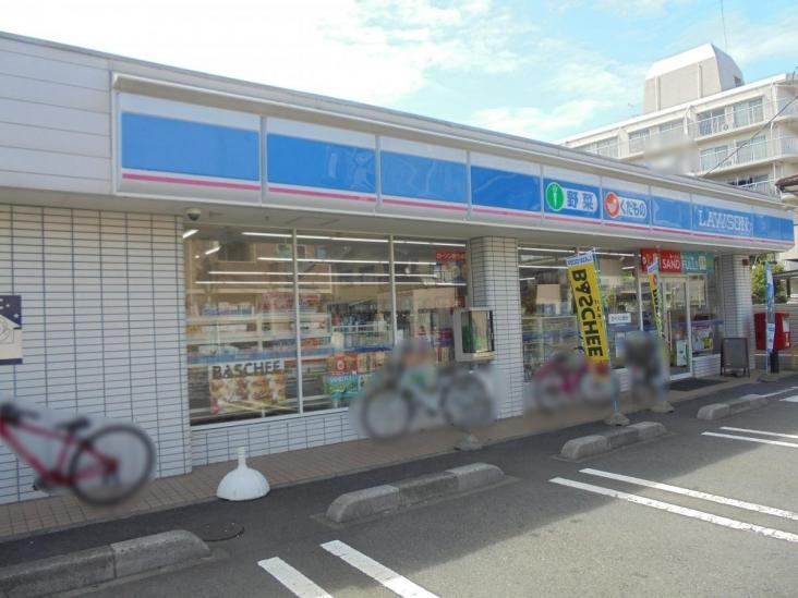 デュオコート川口元郷-28-コンビニ