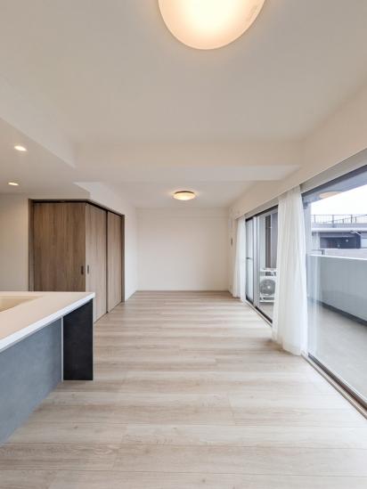 コンフィール武蔵浦和-3-リビング