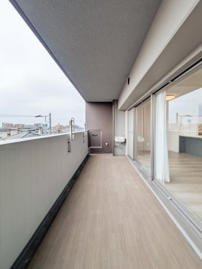 コンフィール武蔵浦和-28-バルコニー