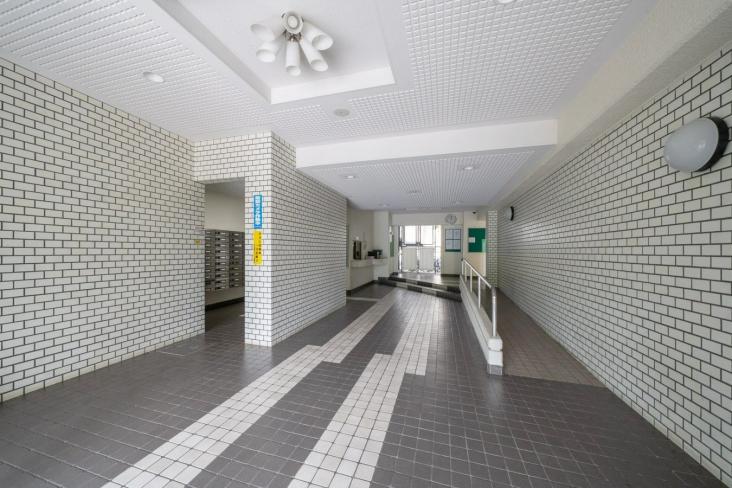 川口学園台スカイハイツ-19-エントランス