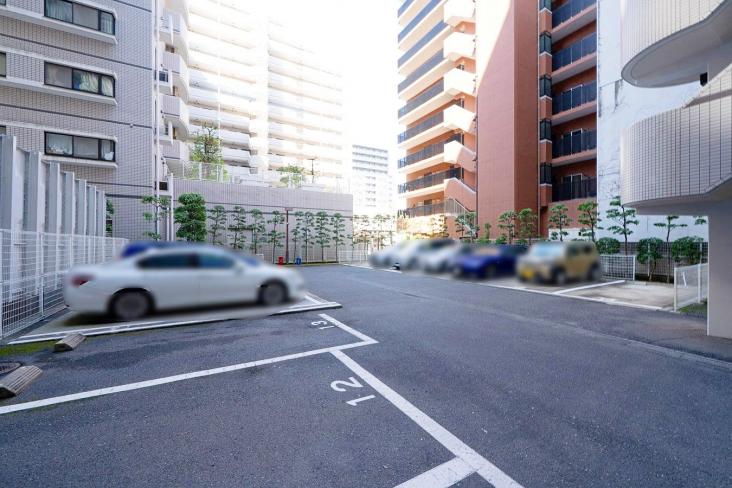 川口パーク・ホームズセンターコート-30-駐車場