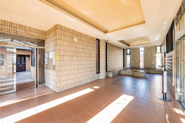 ライオンズガーデン西浦和-22-エントランス