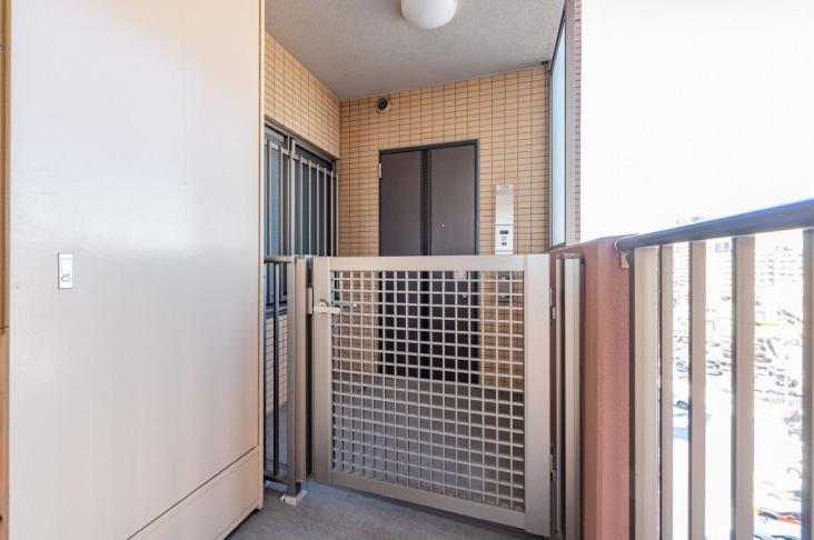 クレアシティ川口本町-13-玄関