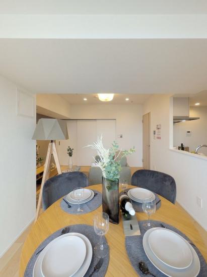 ドリームタワー　キュアレジデンス-6-リビング