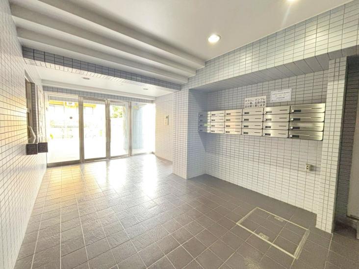 コスモ北戸田-4-エントランス