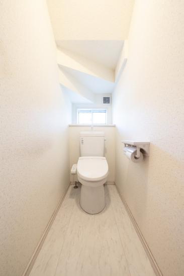 川口市並木四丁目中古戸建-11-トイレ