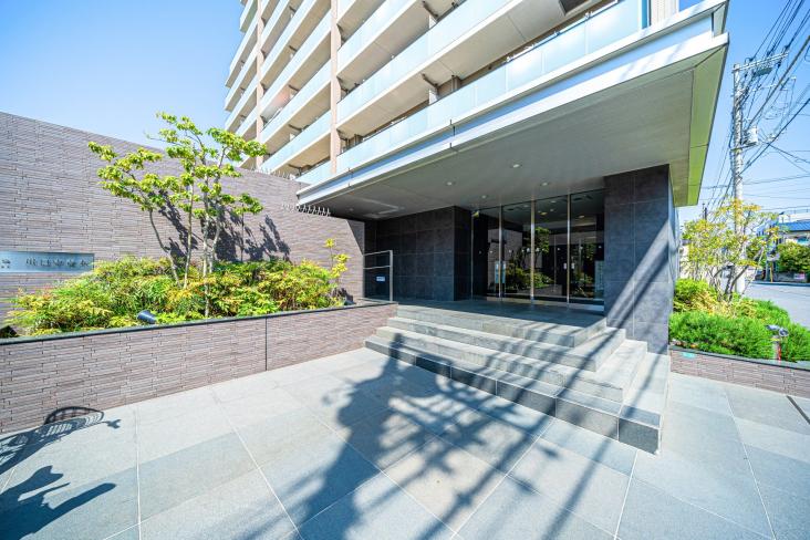 ガーデングラス川口中青木-2-エントランス