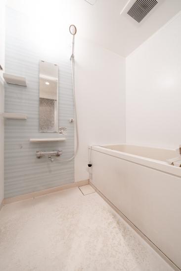 プランヴェール戸田公園-9-コンビニ