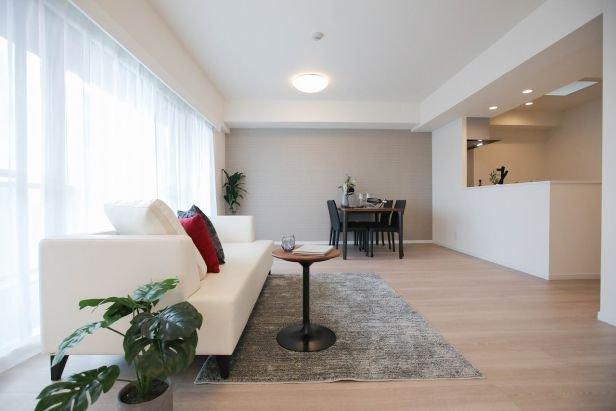 セレナハイム常盤公園-3-リビング