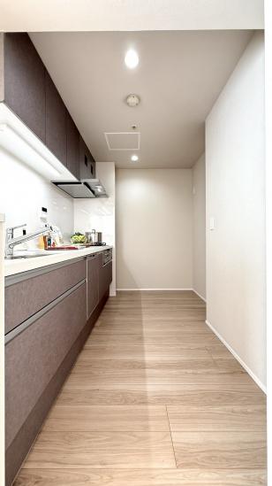 ライブタワー武蔵浦和-12-キッチン