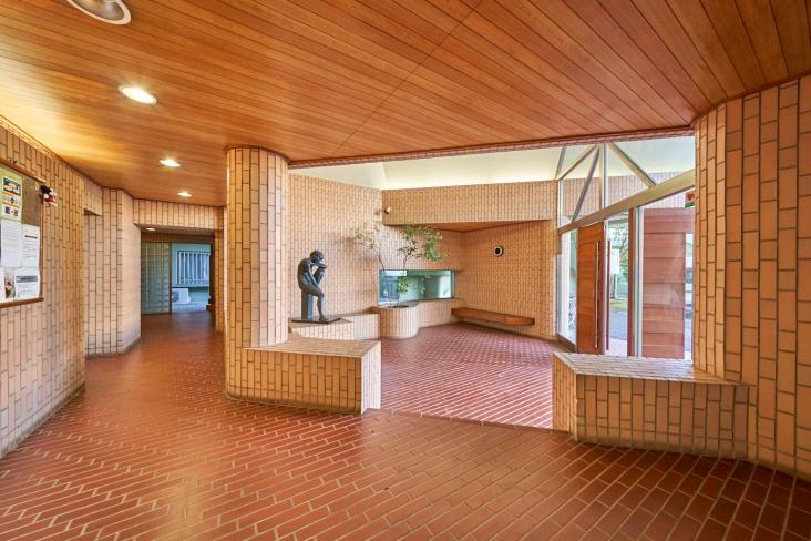 ハイラーク戸田公園-7-エントランス