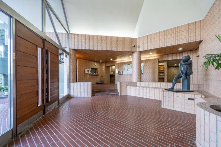 ハイラーク戸田公園-3-エントランス