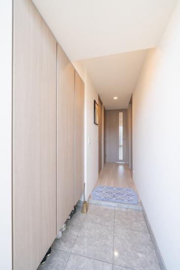 ガーラ・レジデンス川口西青木-10-玄関