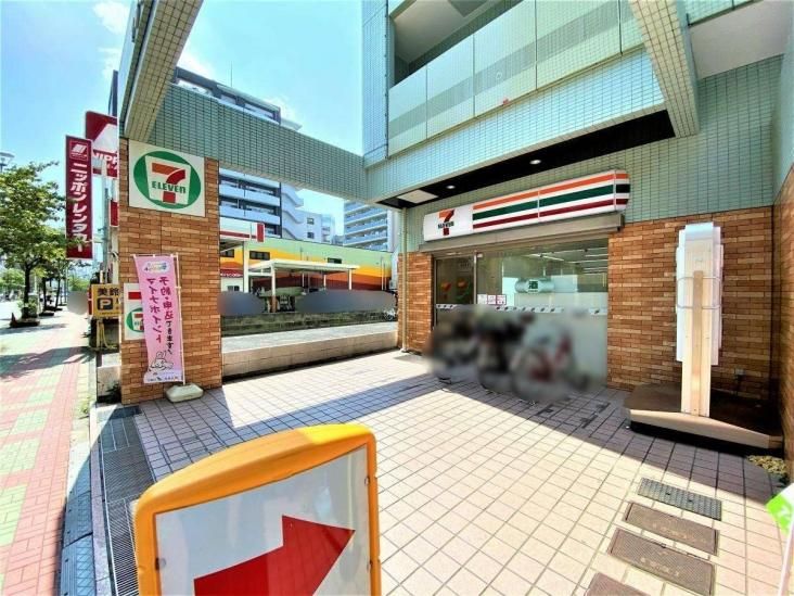 サンデュエル川口並木-8-コンビニ