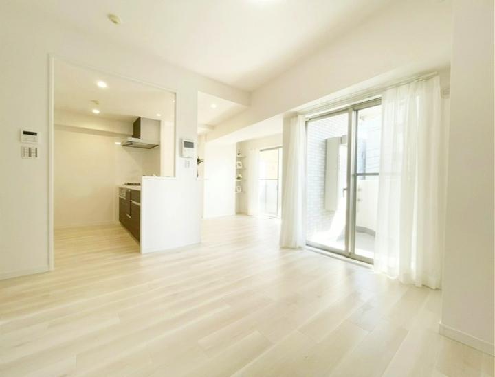 ニューイーストタワー船橋本町-2-リビング