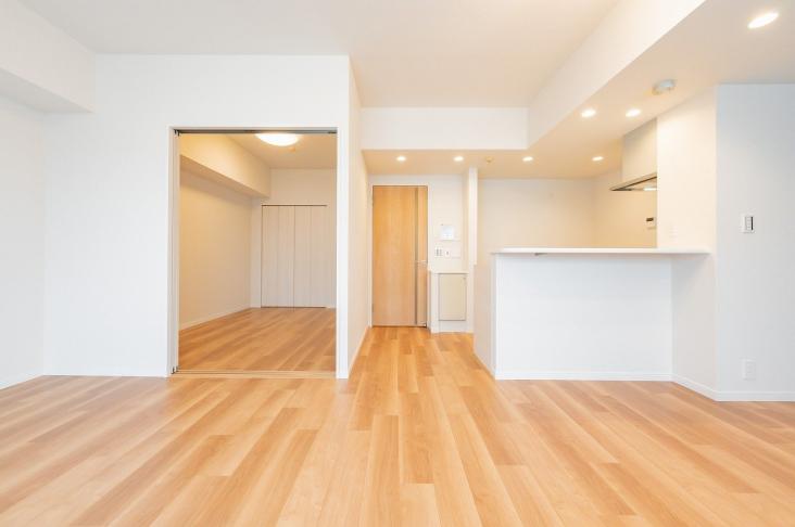 船橋本町パーク・ホームズ-2-リビング