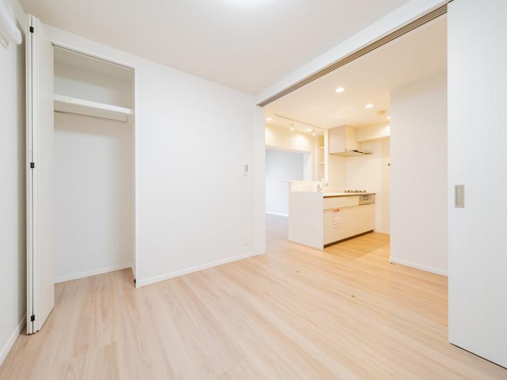 ライオンズマンション市川本八幡-11-室内