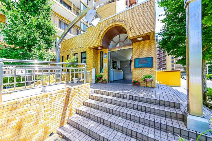 ライオンズマンション市川本八幡-15-エントランス