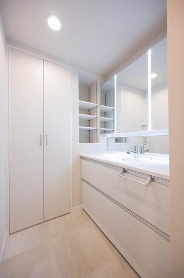 ルネ・アクシアム-23-洗面