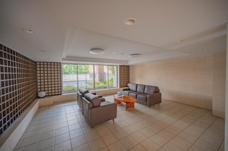 パーク・ホームズ稲毛-4-エントランス