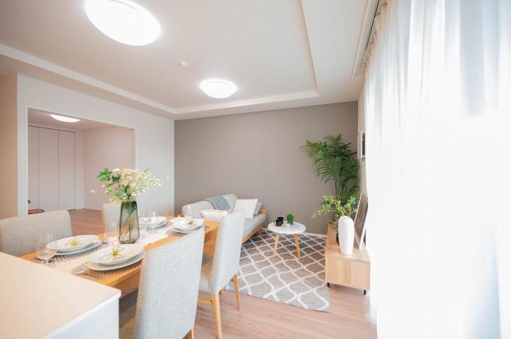 パーク・ホームズ稲毛-19-リビング