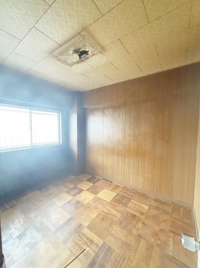 ソフトタウン谷津遊園2号棟-16-室内