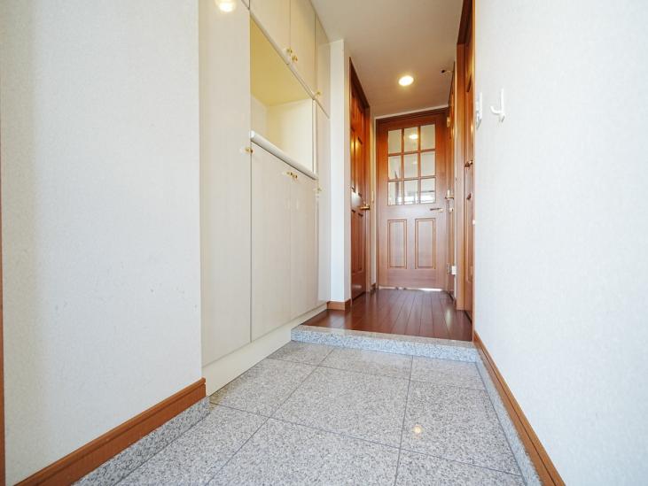 ローズガーデン浦安フィネス-8-玄関
