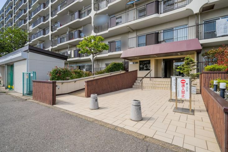 ソフトタウンニュー谷津遊園-9-エントランス