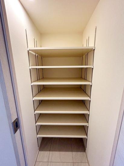 津田沼ザ・タワー-16-収納