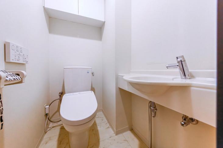 ワンダーベイシティＳＡＺＡＮ　フロントウイング -7-トイレ