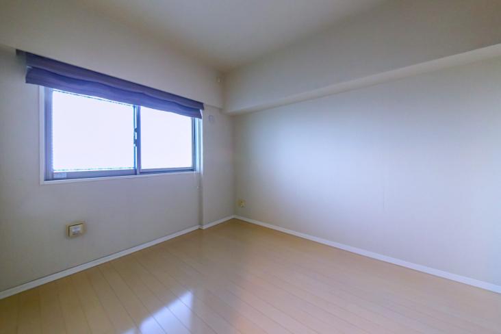 ワンダーベイシティＳＡＺＡＮ　フロントウイング -11-洋室