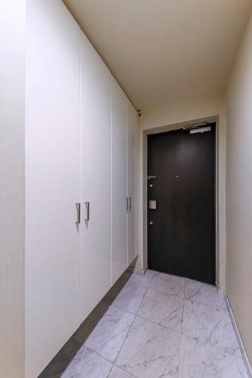 ワンダーベイシティＳＡＺＡＮ　フロントウイング -13-玄関