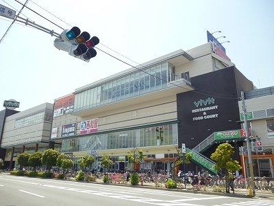 ワンダーベイシティＳＡＺＡＮ　フロントウイング -24-ショッピング施設