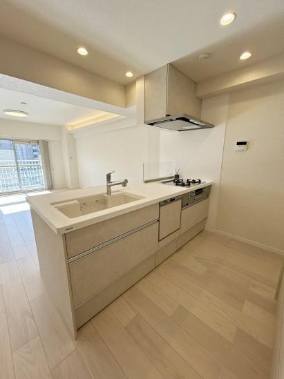 船橋ファミリータウン１０号棟-4-キッチン