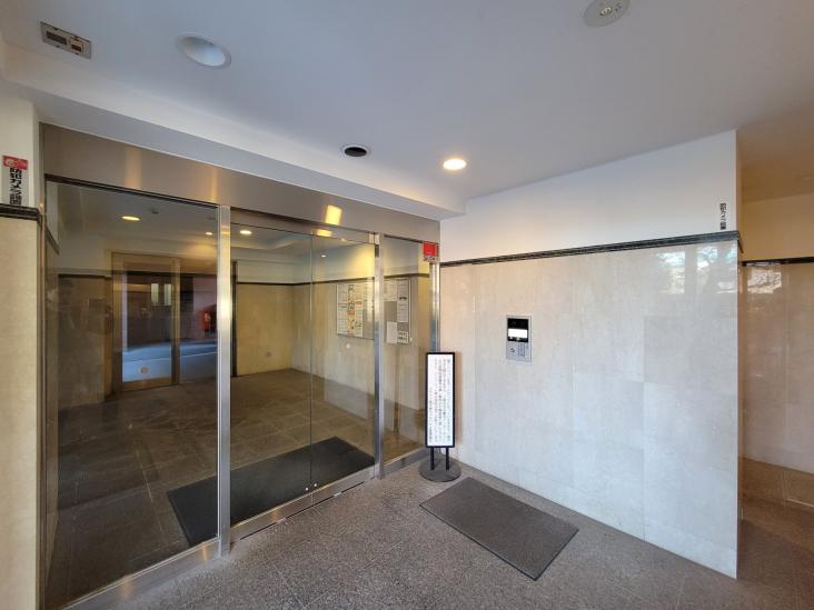 ステイツ南行徳ヴェルパセオ-20-エントランス