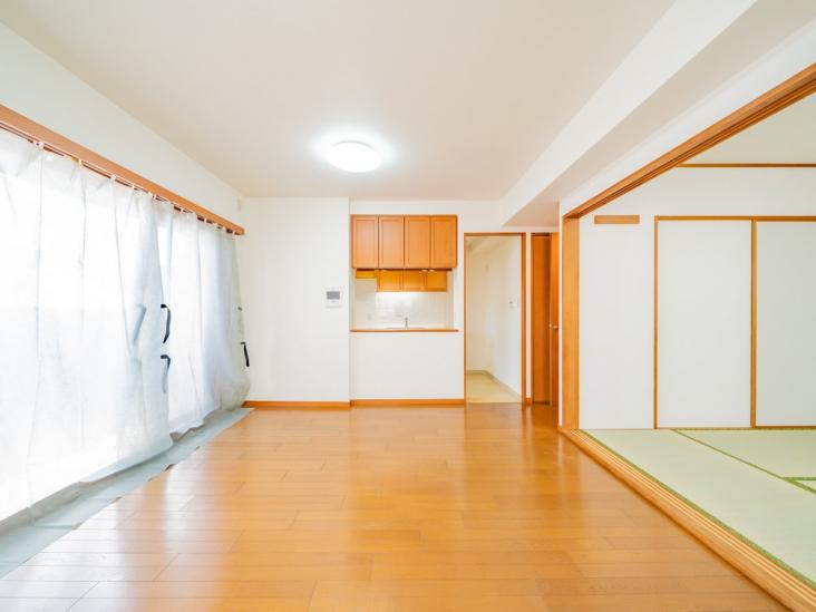 ステイツ行徳ＥＡＳＴ-3-リビング