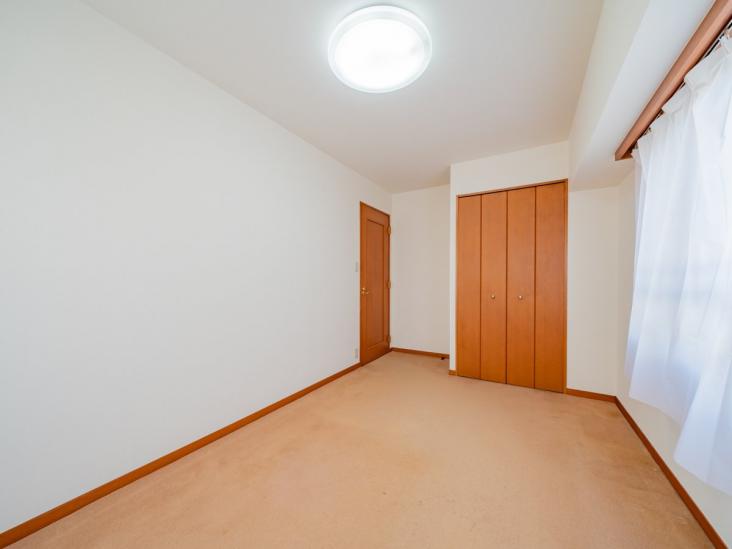 ステイツ行徳ＥＡＳＴ-13-室内