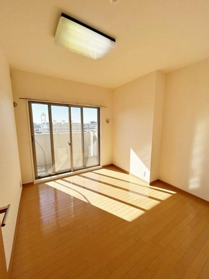 津田沼ローレルコート-4-室内