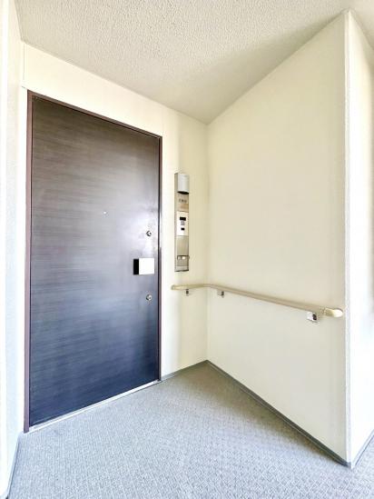 Ｄ’クラディア船橋　Ｓｈｉｎｅ　Ａｖｅｎｕｅ-4-玄関