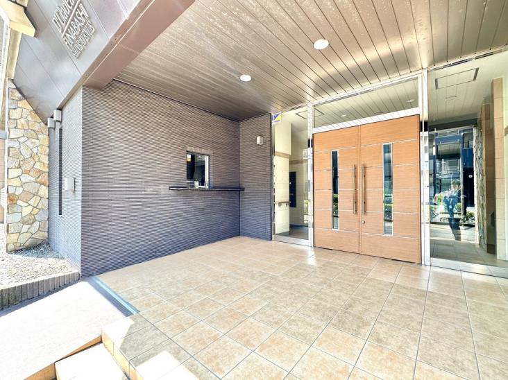 Ｄ’クラディア船橋　Ｓｈｉｎｅ　Ａｖｅｎｕｅ-8-エントランス