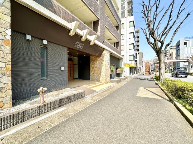 Ｄ’クラディア船橋　Ｓｈｉｎｅ　Ａｖｅｎｕｅ-23-エントランス