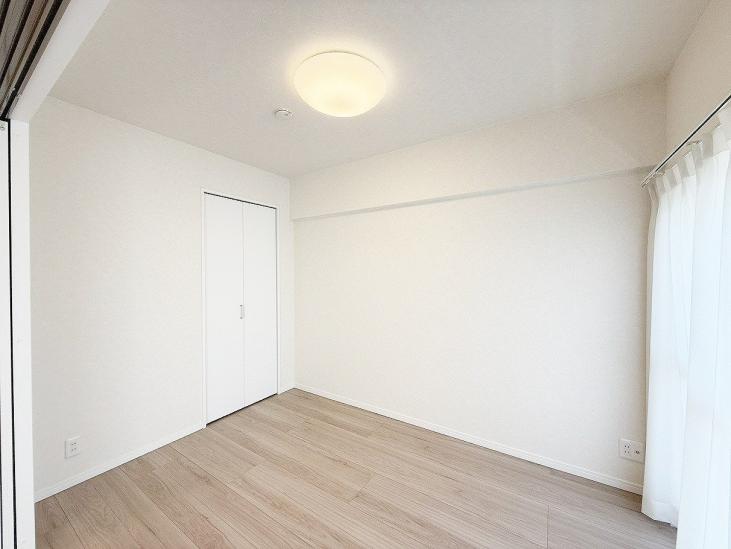 ソフトタウン谷津遊園２号棟-15-洋室