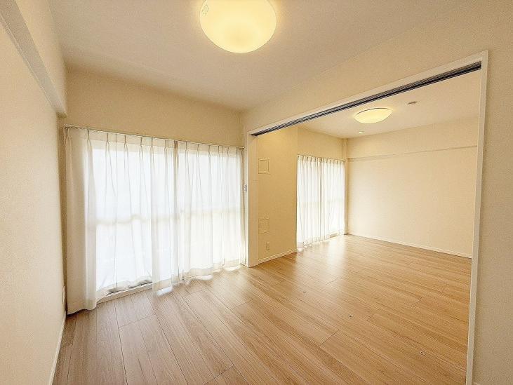 ソフトタウン谷津遊園２号棟-16-洋室