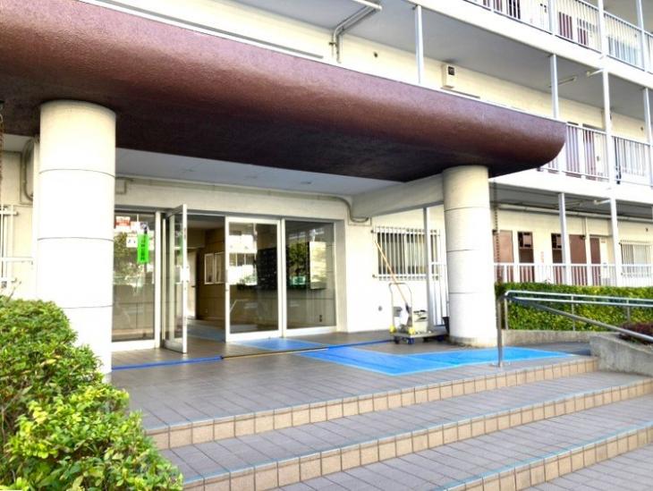 ソフトタウン谷津遊園２号棟-23-エントランス