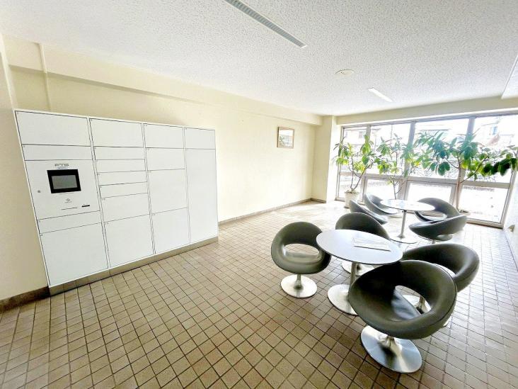 ルネ南市川-2-ロビー