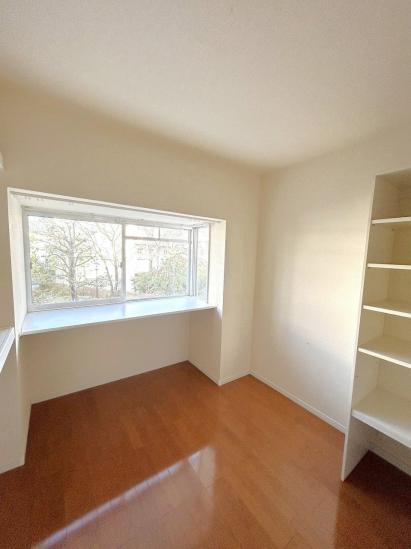 入船中央エステート３９号棟-9-収納