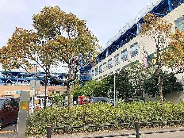 小栗原住宅　２号棟-6-ショッピング施設