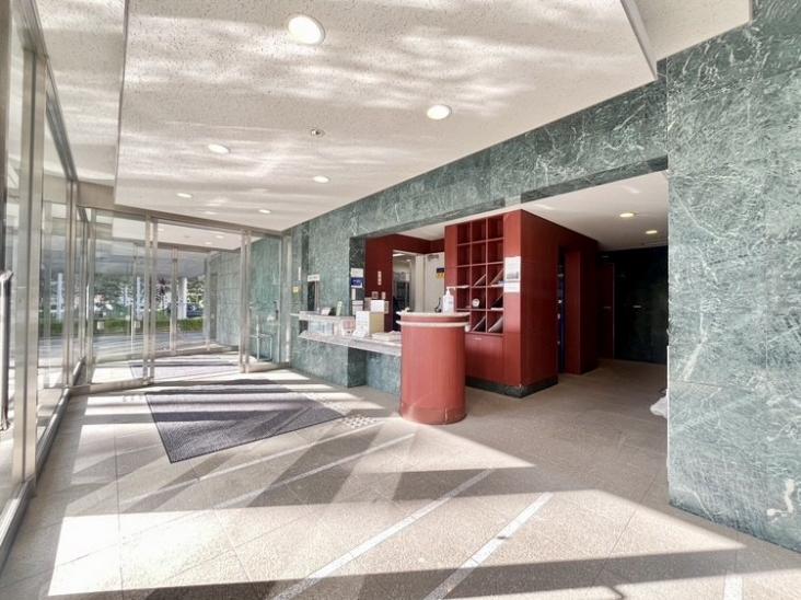 アールフォーラム新浦安Ｃ棟-7-エントランス