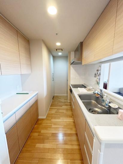 ＣＨＩＢＡ　ＣＥＮＴＲＡＬ　ＴＯＷＥＲ-10-キッチン