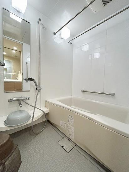 ＣＨＩＢＡ　ＣＥＮＴＲＡＬ　ＴＯＷＥＲ-12-バス